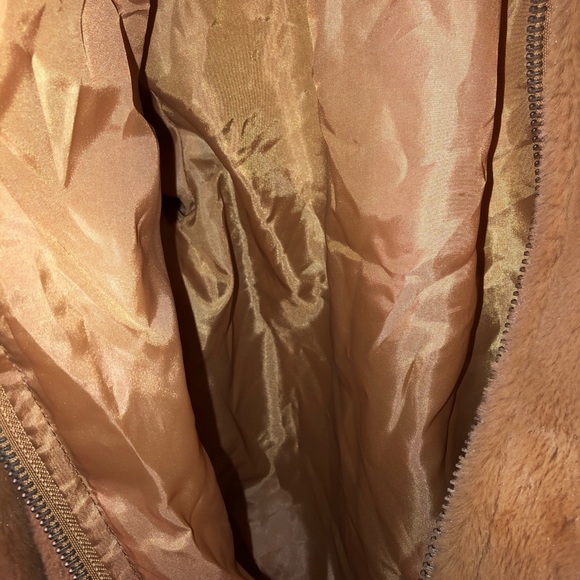 Tan , Faux Fur Fleece - Picture 2 of 3